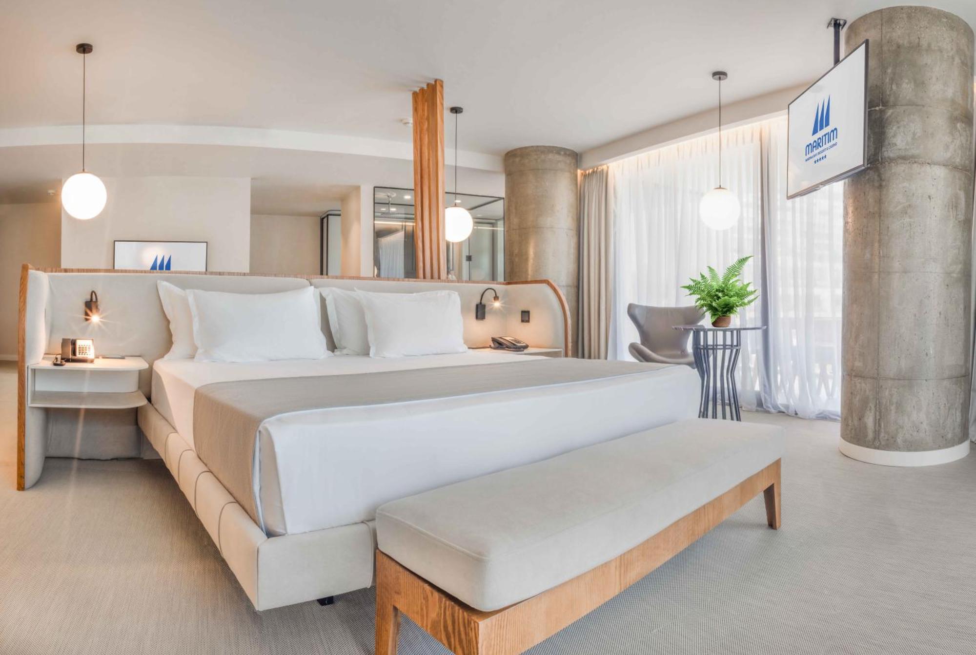 Maritim Marina Bay Resort Spa & Casino Adult Friendly Vlorë Buitenkant foto Suite